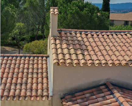 Réalisation de toiture en tuile Canal Edilians